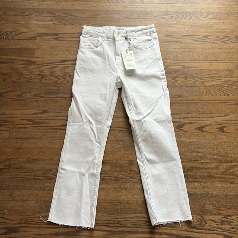 White Zara Mini flare jeans size 6